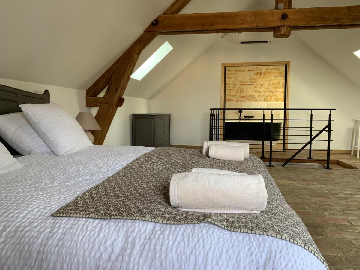 Chateau Du Mauny, Gites Et Chambres D'Hotes En Bourgogne Rosey Esterno foto
