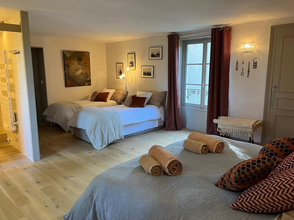 Chateau Du Mauny, Gites Et Chambres D'Hotes En Bourgogne Rosey Esterno foto